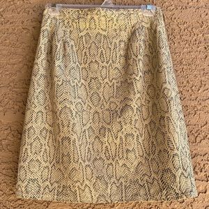VINTAGE SNAKESKIN HIGH WAISTED PENCIL SKIRT (UK 6 USA 4)